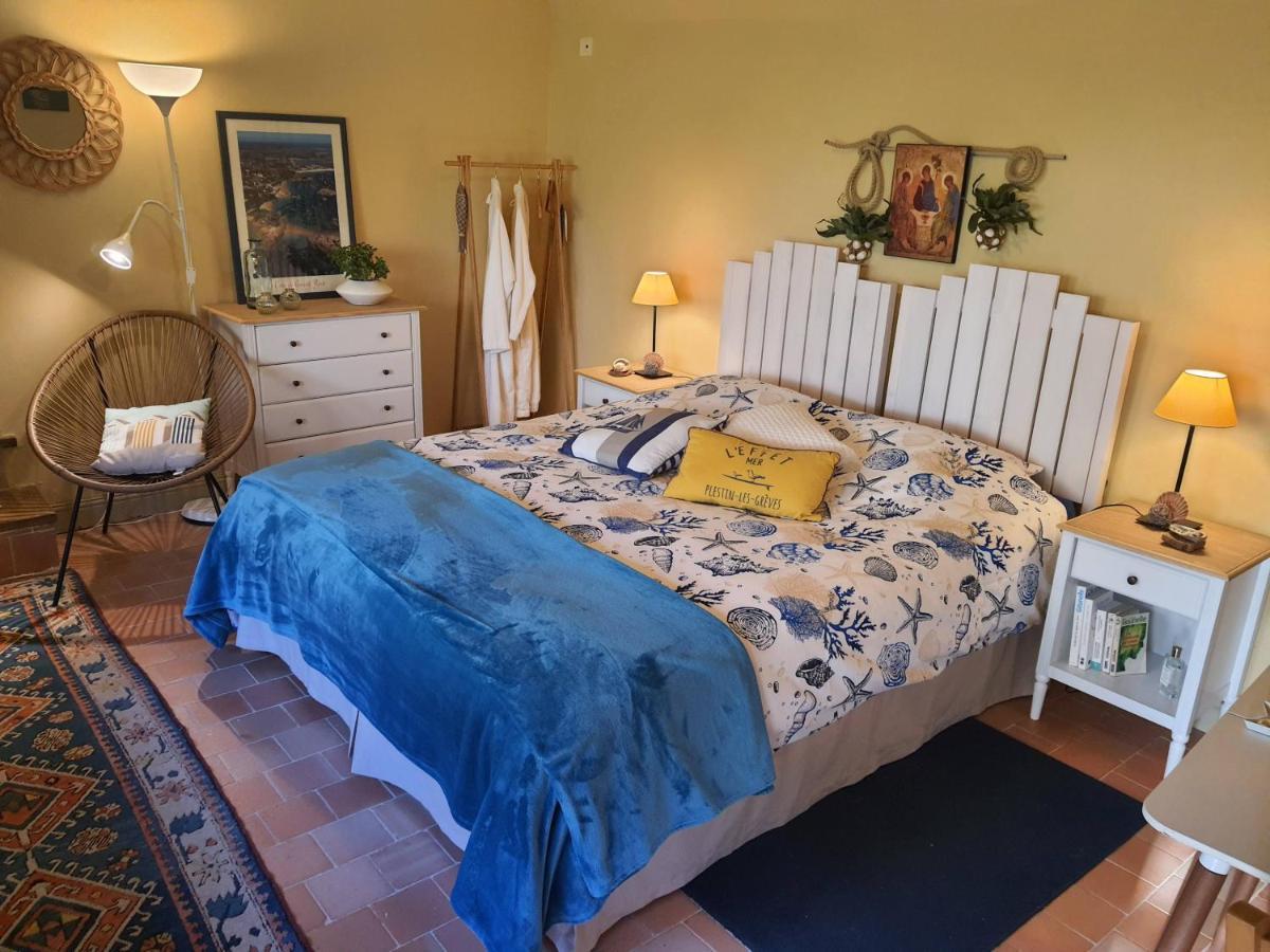 Ty La Source Bed & Breakfast Plestin-les-Greves Exterior photo